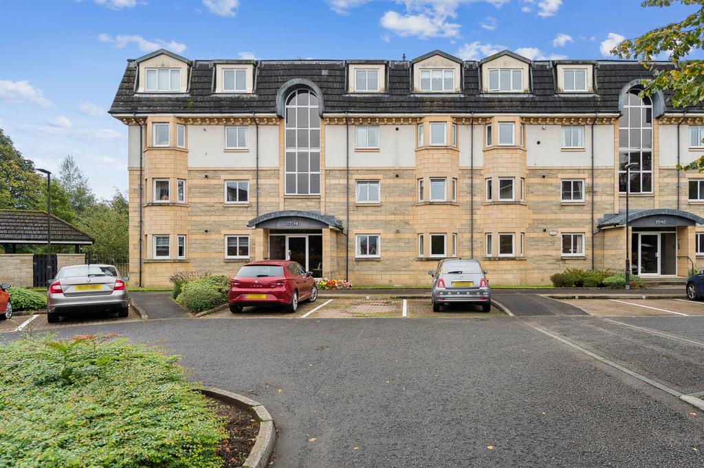 Beechwood Gardens, Stirling, Stirlingshire, FK8 2AX 2 bed flat for sale