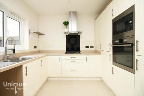 3 Bulkhead Drive, Fleetwood, FY7 6GX