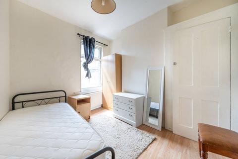 80a Cemetery Road, London, E7 9DG