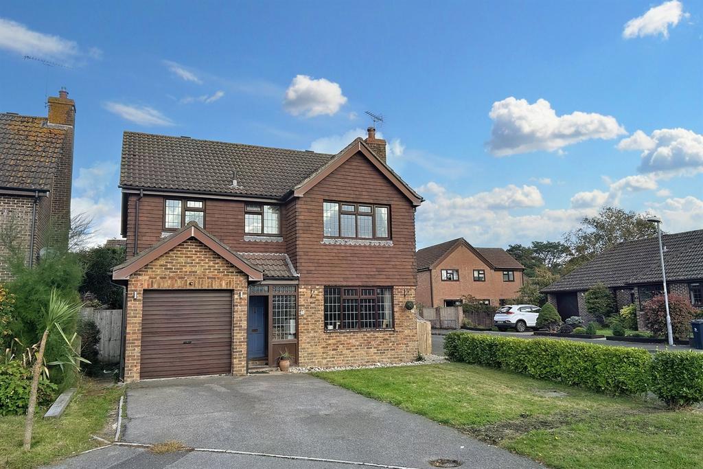 Sandford 4 bed detached house for sale £500,000