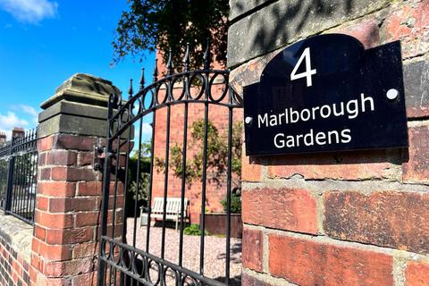 5 bedroom end of terrace house for sale, Marlborough Gardens, Carlisle CA3