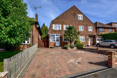 22 First Avenue, Amersham, HP7 9BJ