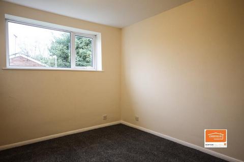 2 bedroom flat to rent, Pommel Close, Tamebridge, Walsall, WS5