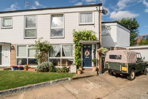 12 Blackmoor Close, Ascot, SL5 8EU