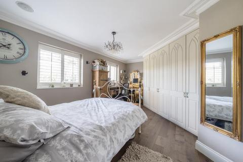 12 Blackmoor Close, Ascot, SL5 8EU