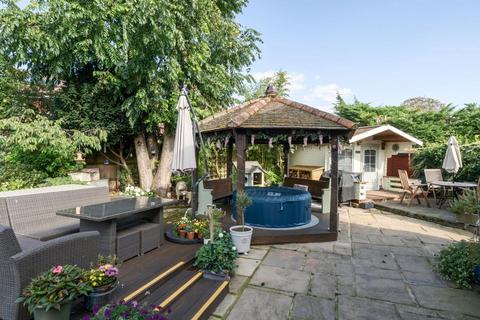 12 Blackmoor Close, Ascot, SL5 8EU
