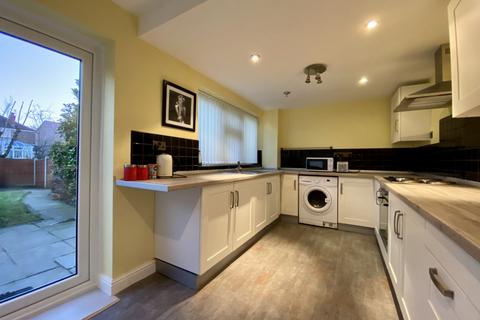 3 bedroom terraced house to rent, Blackbrook Road, Heaton Chapel, Stockport, SK4