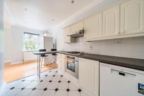 2 bedroom apartment to rent, Bulstrode Court, Gerrards Cross, SL9
