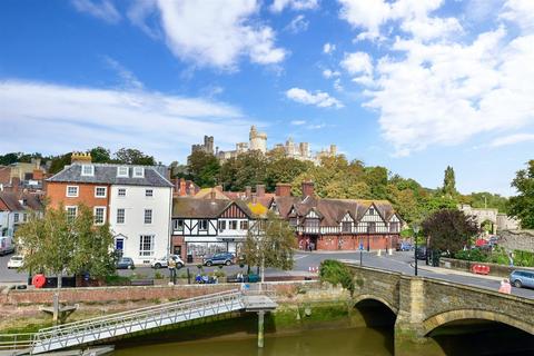 1 bedroom flat for sale, Queen Street, Arundel, West Sussex