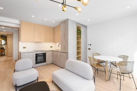 Flat 1, 93 Hackney Road, London, E2 8ET