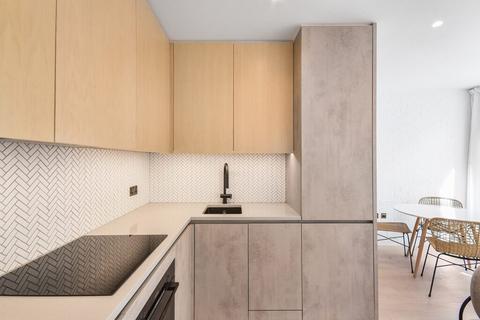 Flat 1, 93 Hackney Road, London, E2 8ET