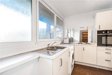 3 bedroom maisonette to rent, Guy Street, London, SE1