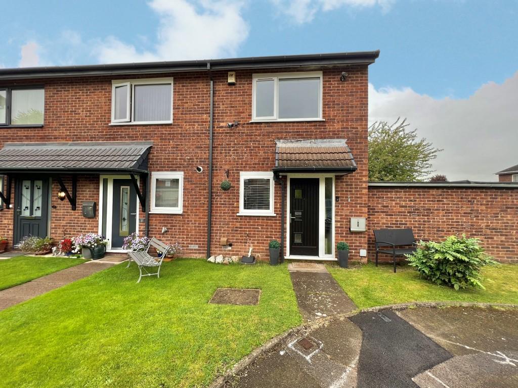 Close, Solihull 2 bed end of terrace house £245,000