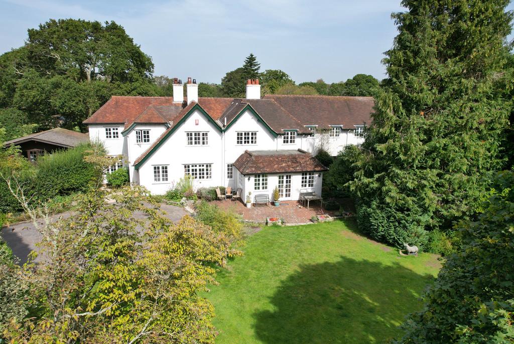 Sandy Down, Boldre, Lymington SO41 7 bed detached house for sale £