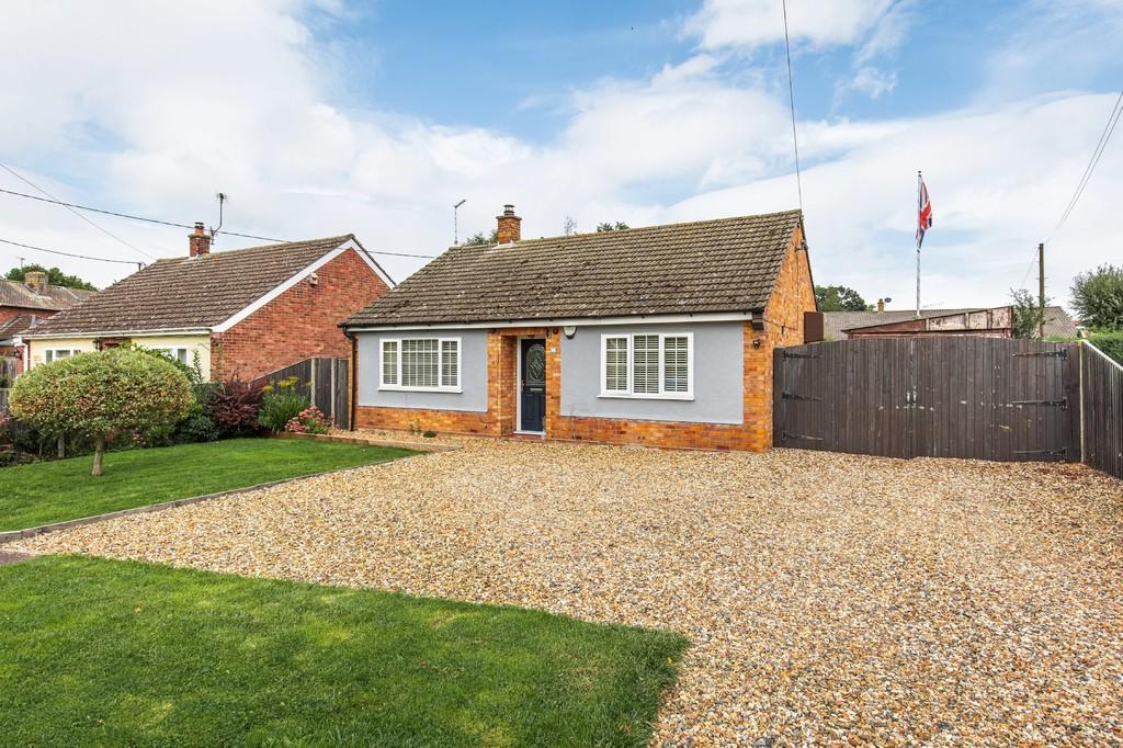 Necton 2 bed detached bungalow for sale £275,000