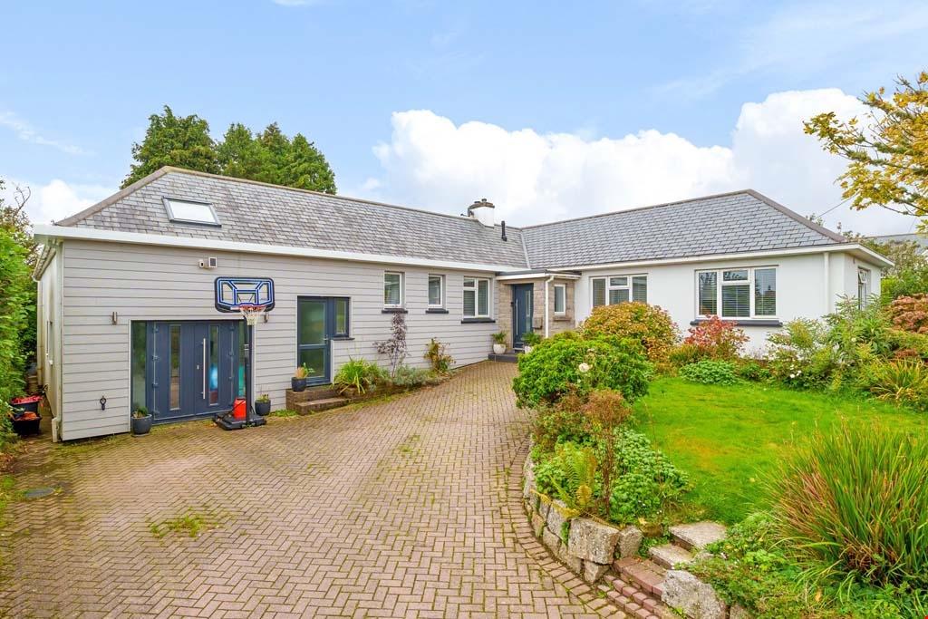 Feock, Nr. Truro, Cornwall 4 bed bungalow for sale £800,000
