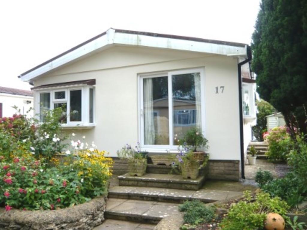 Hampton Fields, Minchinhampton 2 bed park home £135,000
