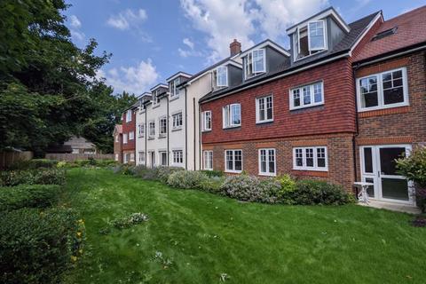 2 bedroom apartment for sale, Shipbourne Road, Tonbridge