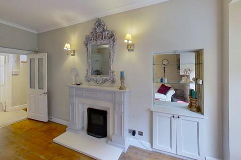 undefined, Cumberland Street, Edinburgh, EH3