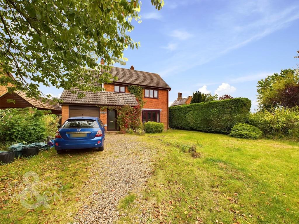 Station Road, Flordon, Norwich 4 bed detached house for sale £400,000