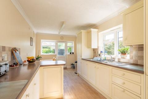 4 bedroom semi-detached house for sale, Cedar Drive, Chichester