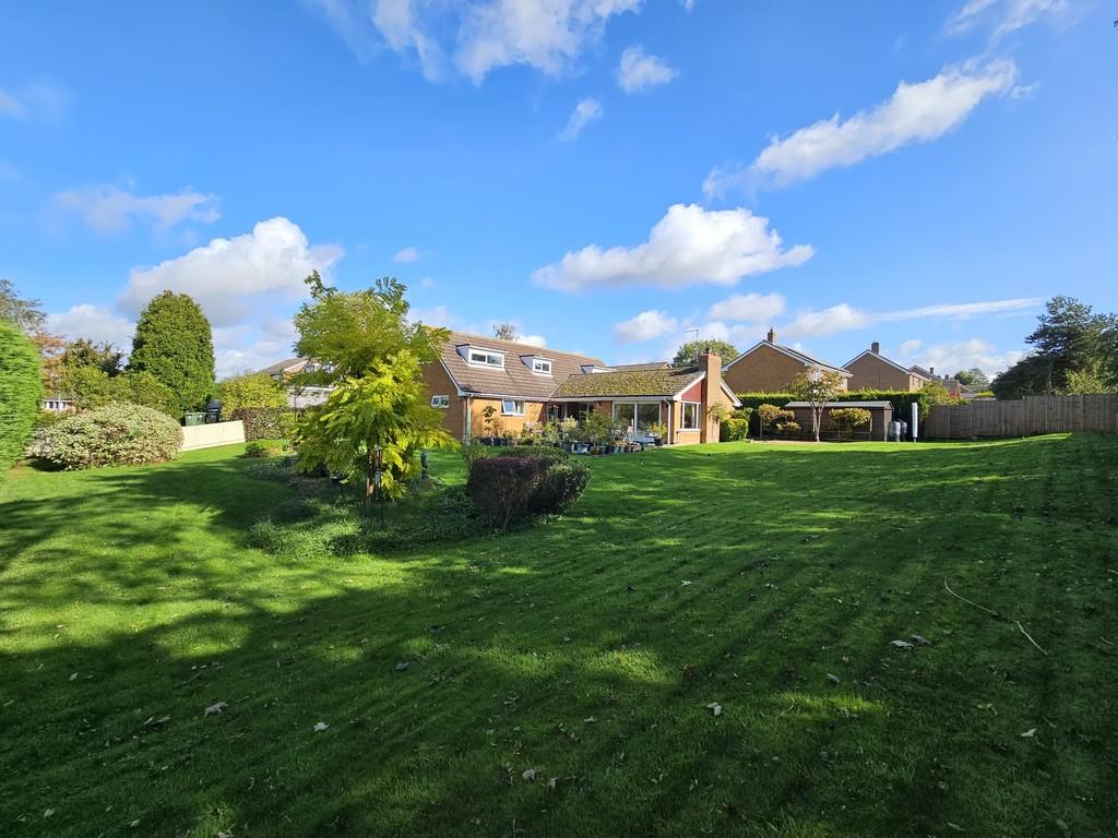 Hall Close, Whissendine 5 bed detached house for sale £850,000
