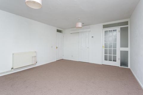 2 bedroom apartment for sale, Wendover Road, Havant PO9