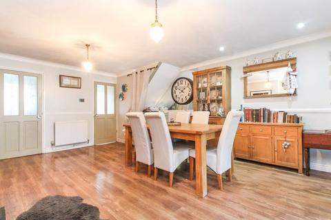 5a Addingtons Road, Great Barford, Bedford, MK44 3HR
