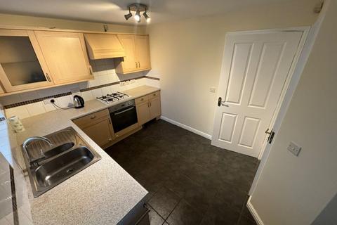 2 bedroom semi-detached house to rent, Edward Street, Wombwell