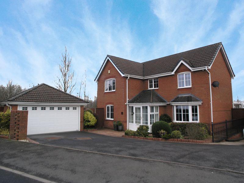 View Point, Oldbury B69 4 bed detached house £435,000