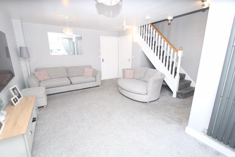 Bickon Drive, Brierley Hill DY5 4 bed townhouse for sale £280,000