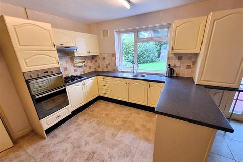 2 bedroom detached bungalow for sale, Barons Cross Road, Leominster, Herefordshire, HR6 8RW
