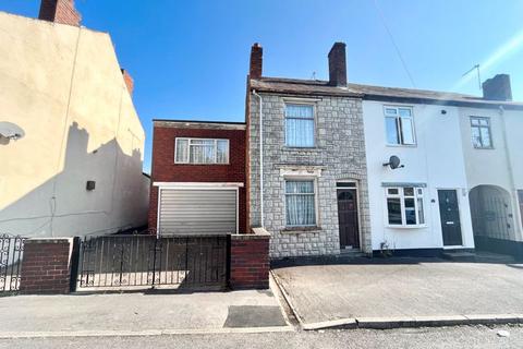 3 bedroom end of terrace house for sale, Evers Street, Brierley Hill DY5