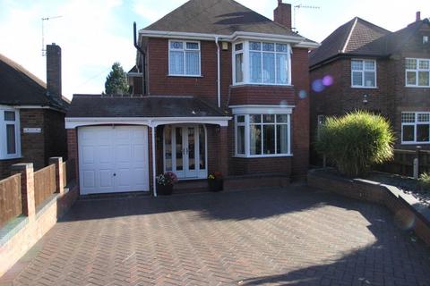 3 bedroom detached house for sale, Amblecote Road, Brierley Hill DY5