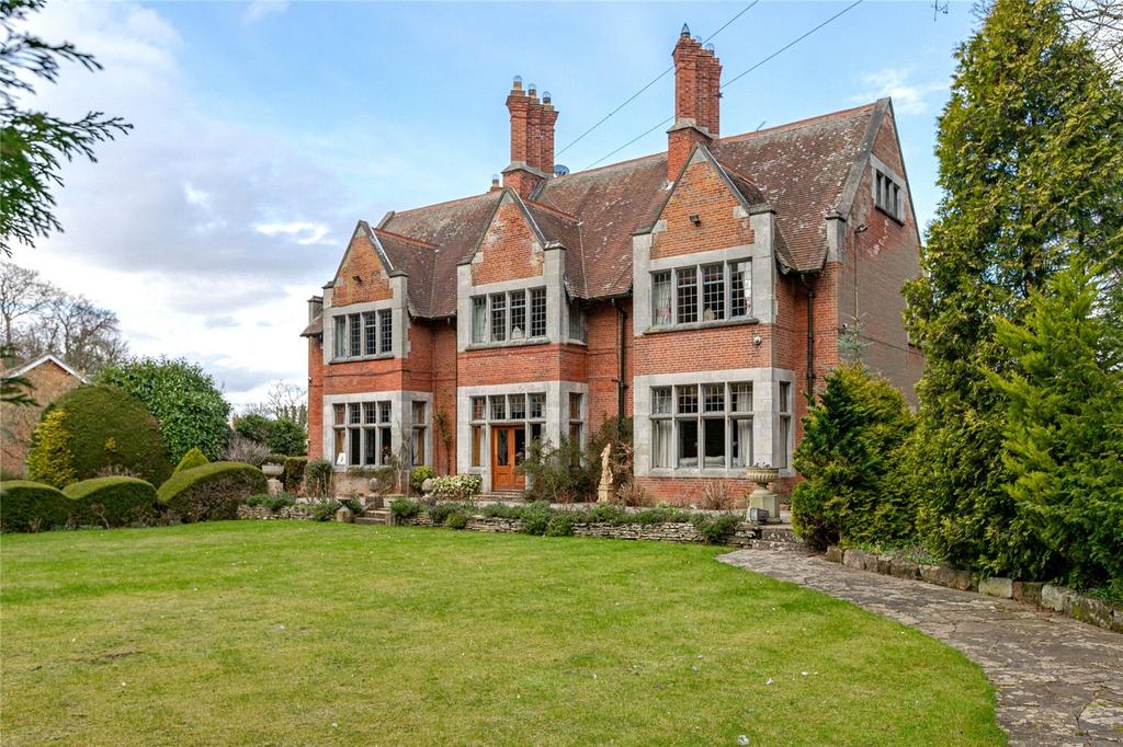Church Lane, Ormesby 9 bed detached house for sale £925,000