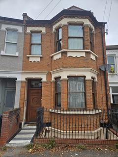 undefined, Harpenden Road