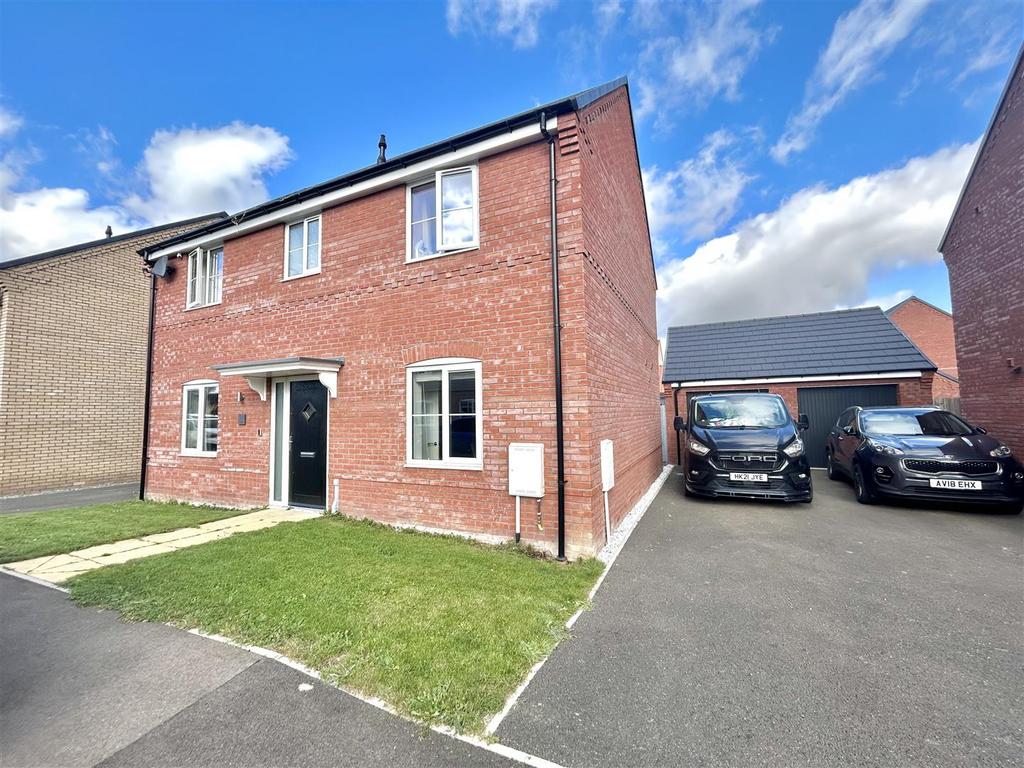 Balmoral Way, Holbeach, Spalding 4 bed detached house for sale £299,950