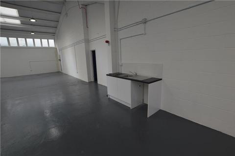 Industrial unit to rent - Bond Road, Mitcham CR4