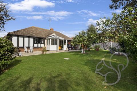 5 Lea Side, West Mersea, Colchester, CO5 8PL
