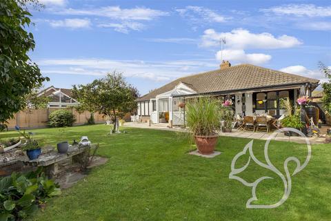 5 Lea Side, West Mersea, Colchester, CO5 8PL