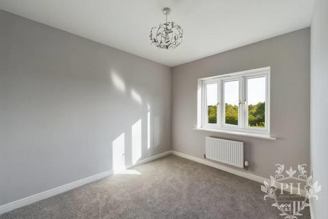 83 Raines Court, Middlesbrough, TS4 2AN