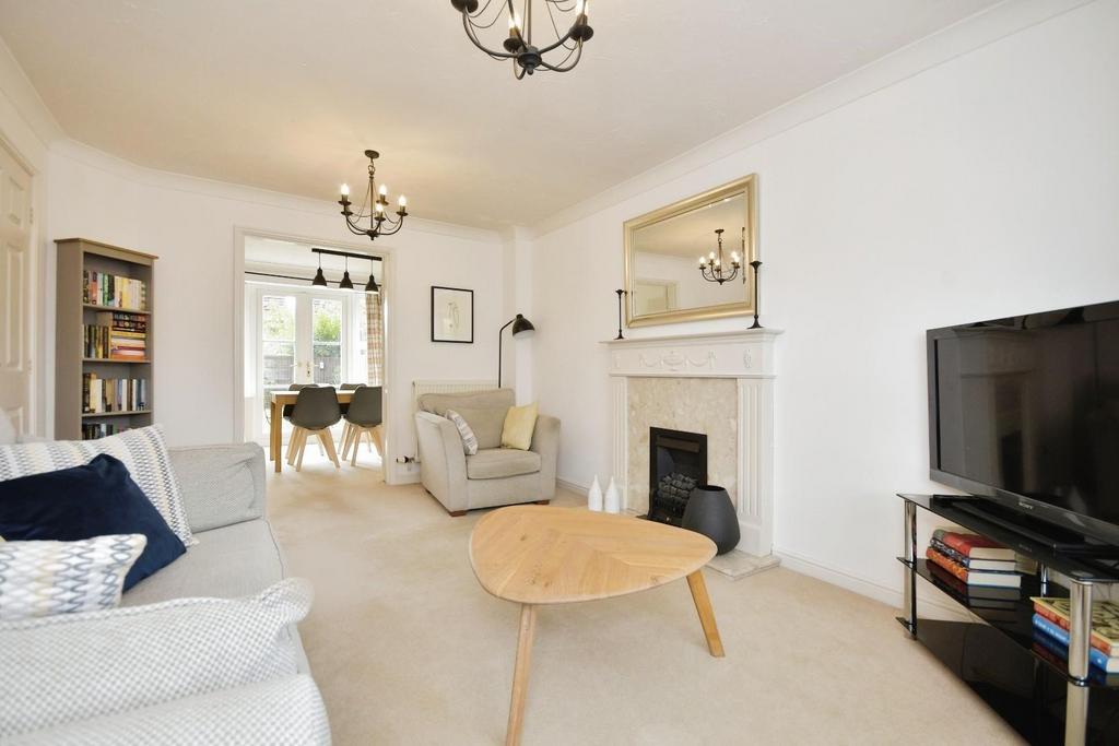Clough Grove, Oughtibridge, S35 4 bed detached house £480,000