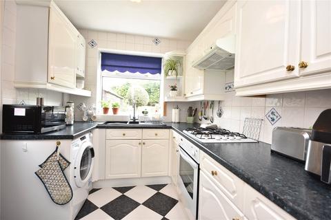 3 bedroom semi-detached house for sale, Manston Grove, Leeds, West Yorkshire