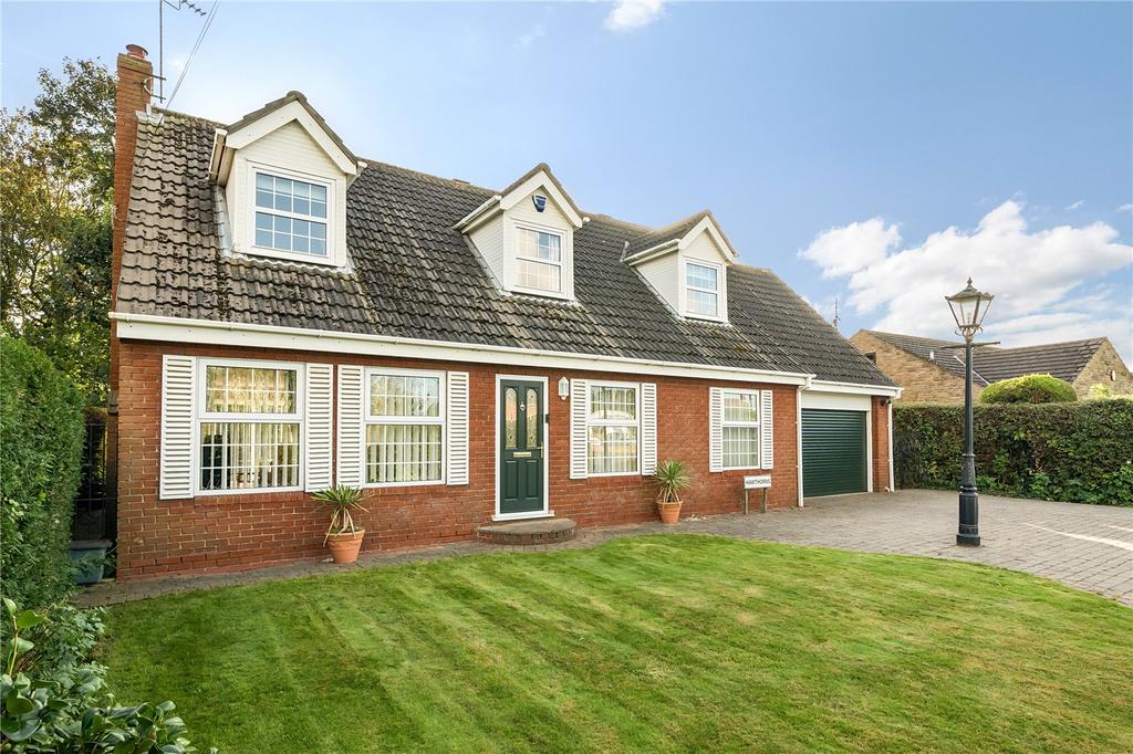 Hawthorns, Brayton Lane, Brayton, Selby, North Yorkshire 4 bed detached