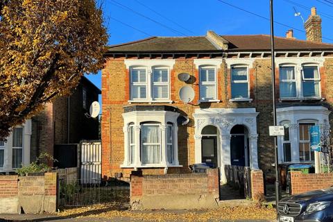 39b Borthwick Road, London, E15 1UD