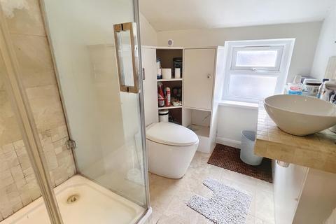 39b Borthwick Road, London, E15 1UD