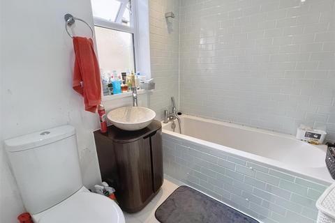 39b Borthwick Road, London, E15 1UD