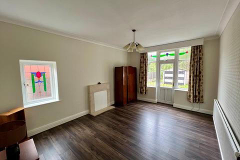 4 bedroom semi-detached house for sale, Brantingham Road, Whalley Range