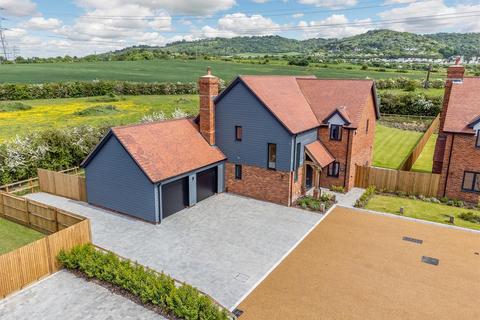5 bedroom detached house for sale, Blackett House, Old Church Road, Burham, Kent ME1 3XX