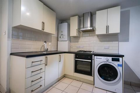 1 bedroom apartment to rent, Mornington Crescent, Camden Town, NW1